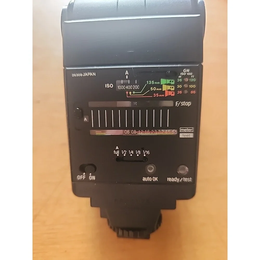 SUNPAK AUTO ZOOM 333 THYRISTOR VTG CAMERA FLASH DEVICE 2077A JAPAN‎